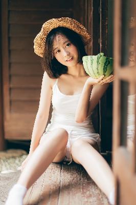 双男主真人素材视频外网直接看